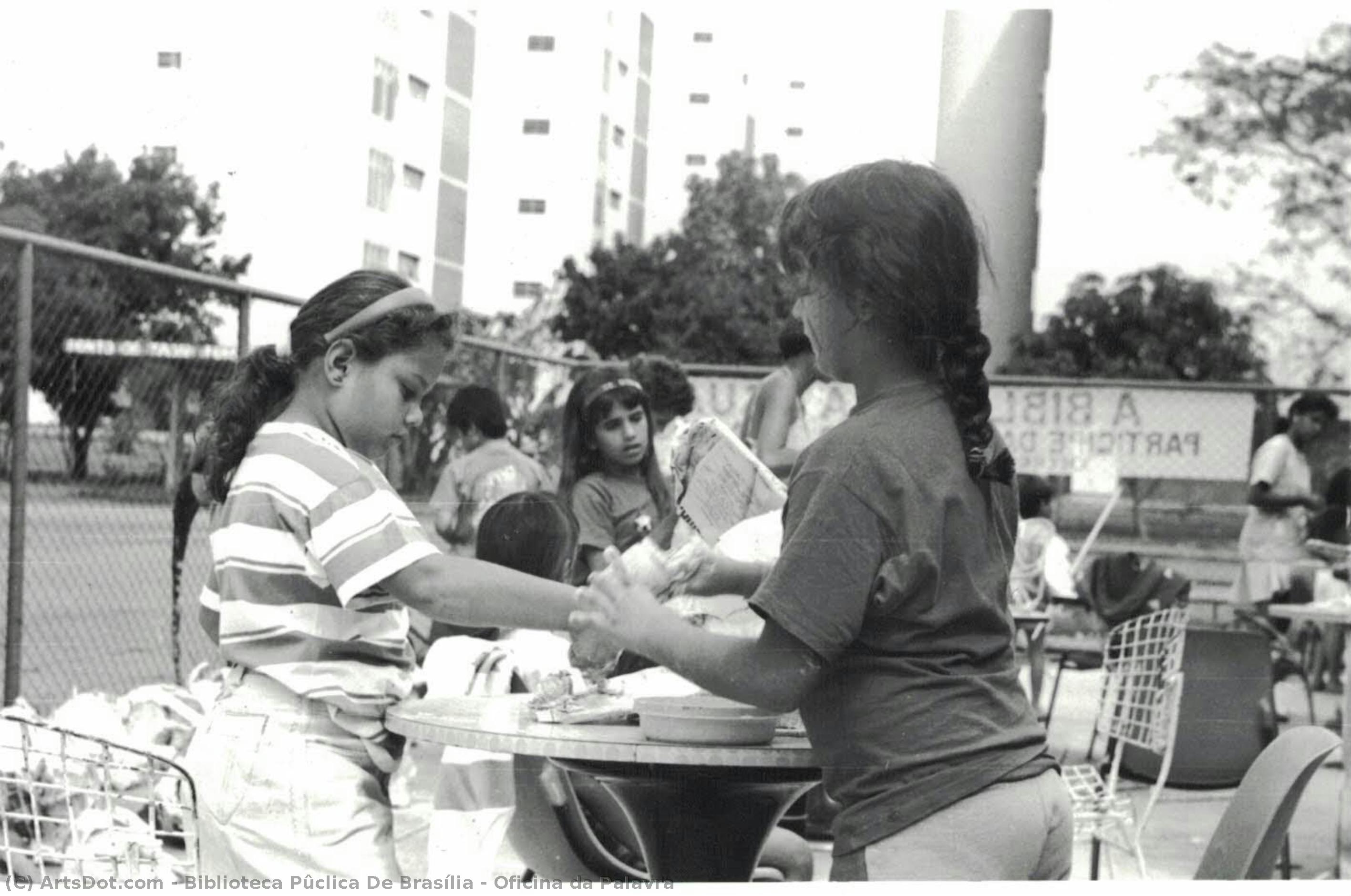 Oficina Da Palavra — Biblioteca Pûclica De Brasília