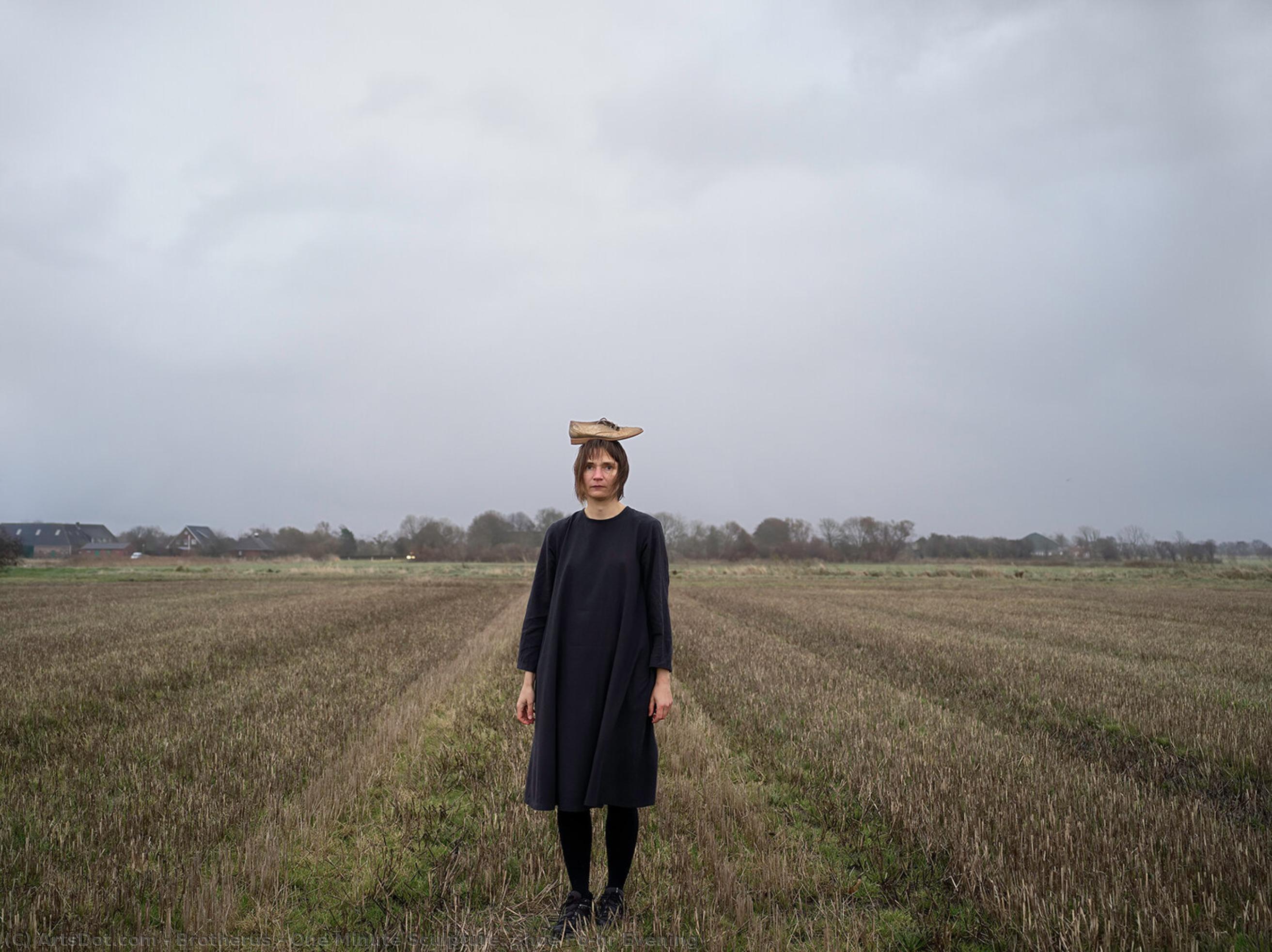 One Minute Sculpture. Shoe Föhr Evening — Elina Brotherus