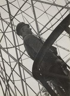Guard At The Shukhov Radio Tower, Moscow — Aleksandr Rodchenko