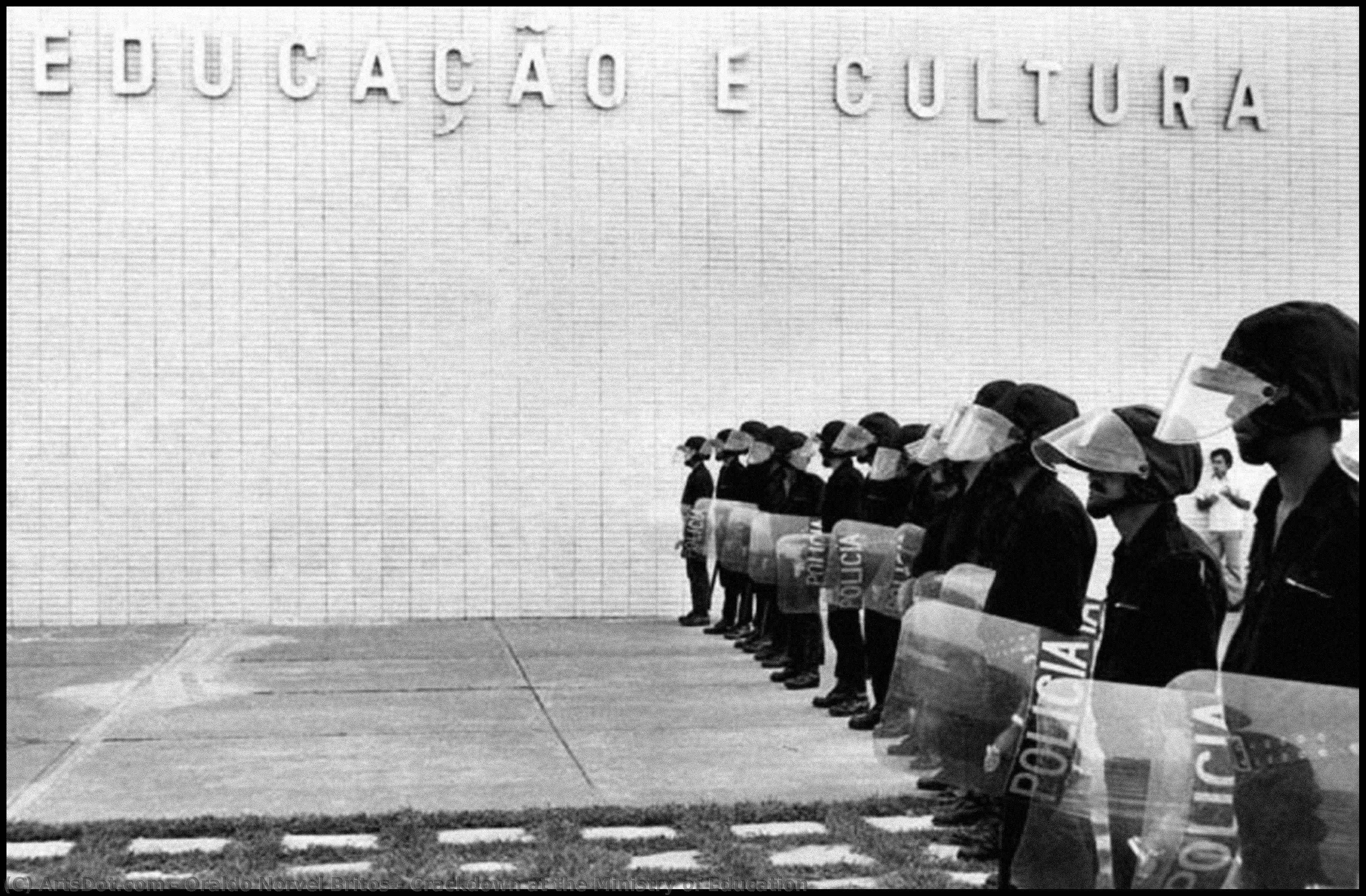 Crackdown At The Ministry Of Education — Oraldo Norvel Britos