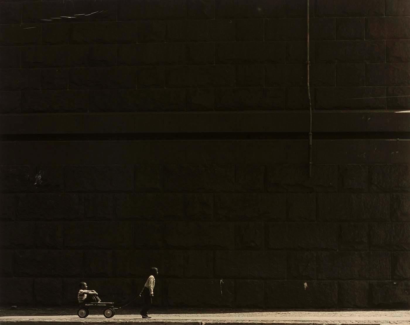 Untitled (one Boy Pulling Another In A Wagon, Long Island City) — Frank Espada