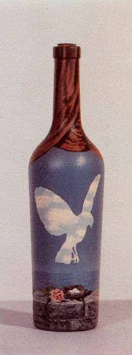 Painted Bottle — マグリット