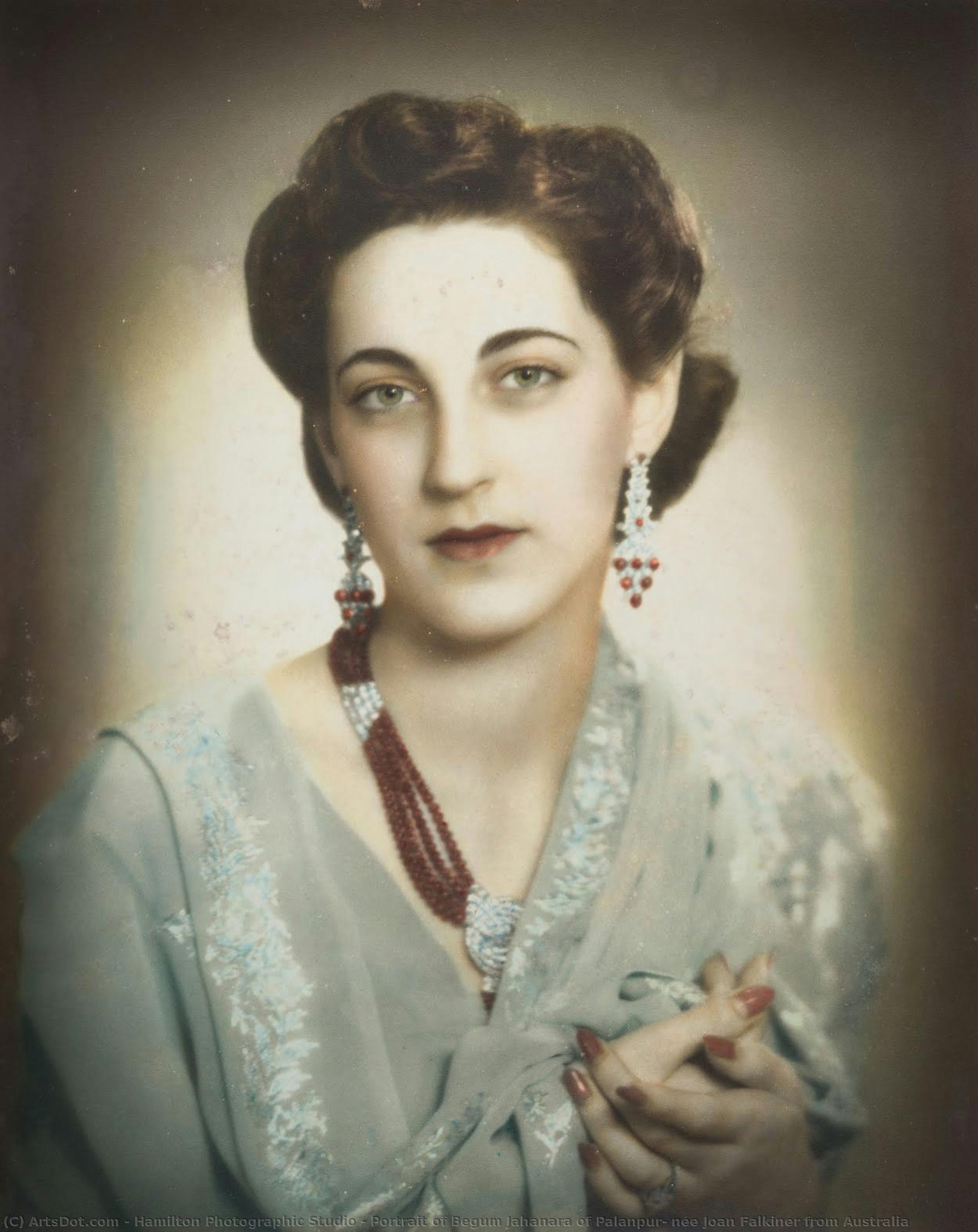 Portrait Of Begum Jahanara Of Palanpur, Née Joan Falkiner From Australia — Hamilton Photographic Studio