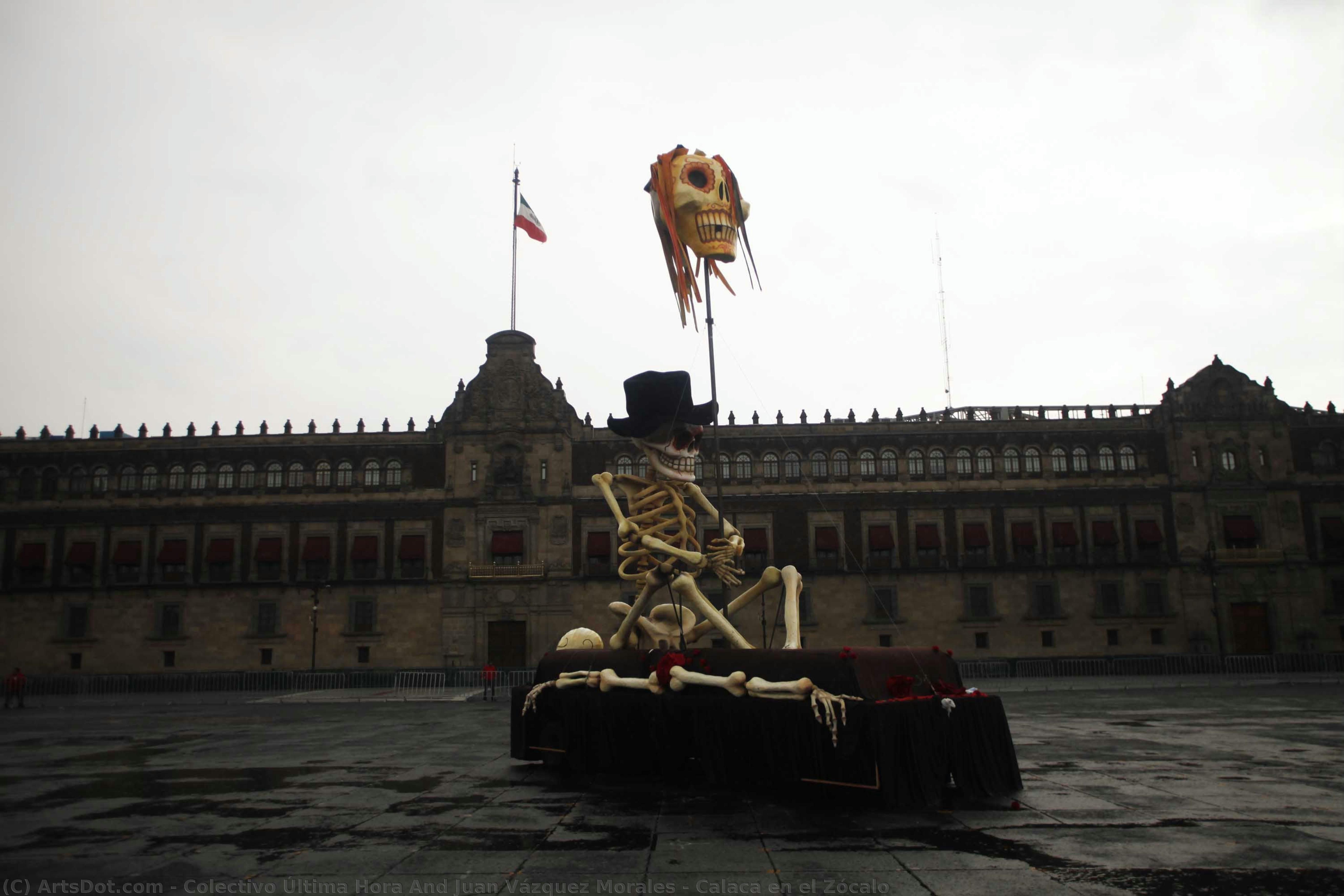 Calaca En El Zócalo — Colectivo Última Hora And Juan Vázquez Morales