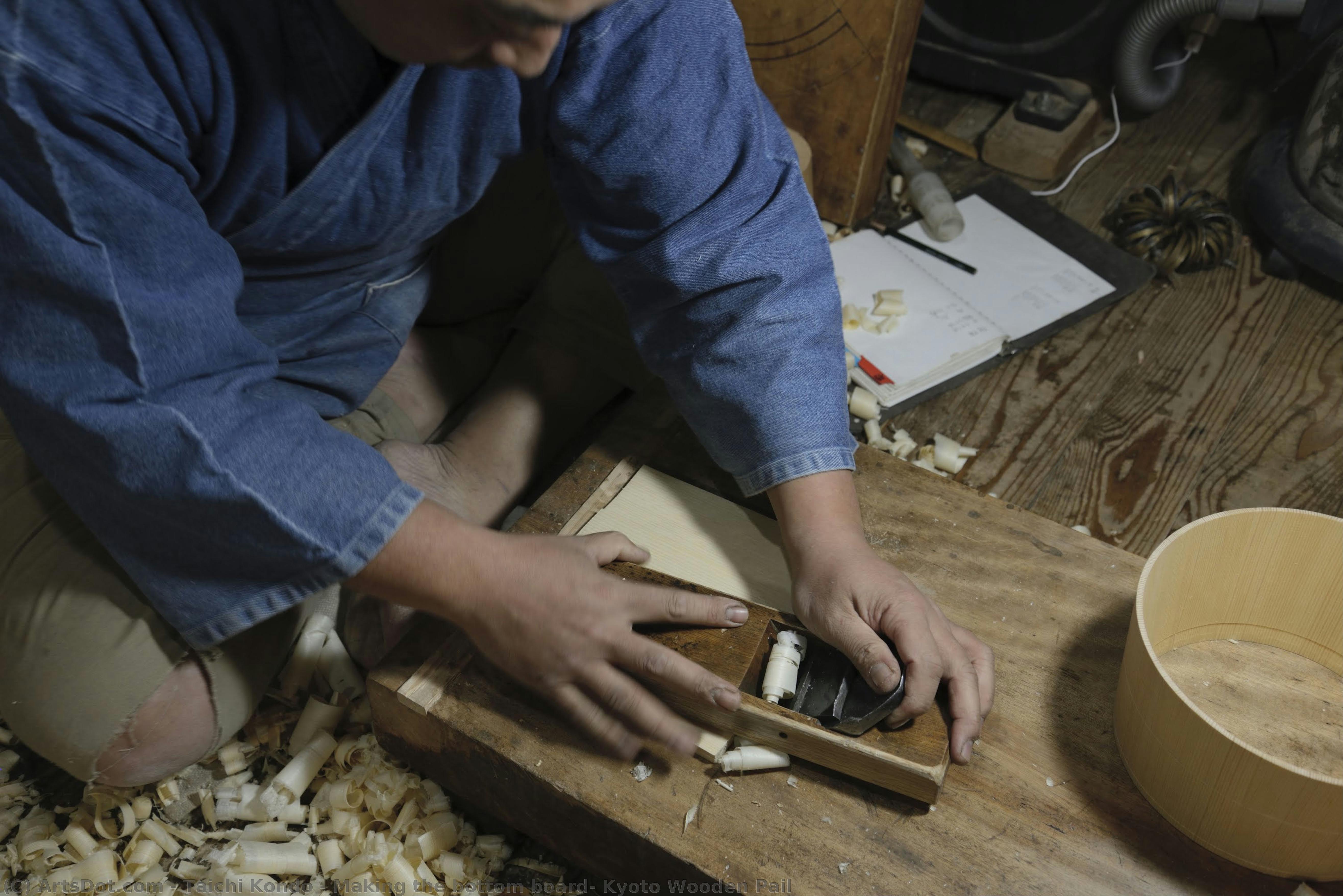 Making The Bottom Board, Kyoto Wooden Pail — Taichi Kondo