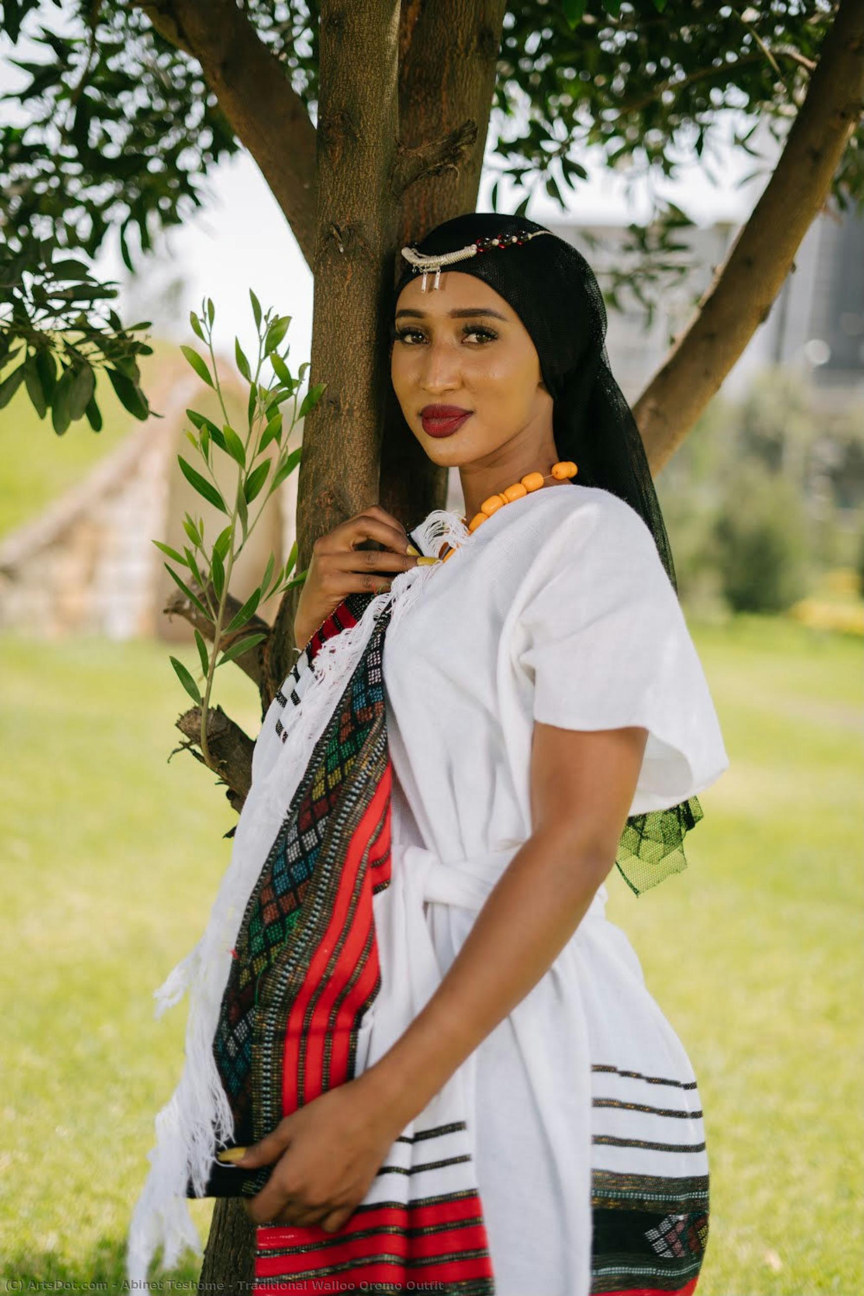 Traditional Walloo Oromo Outfit — Abinet Teshome