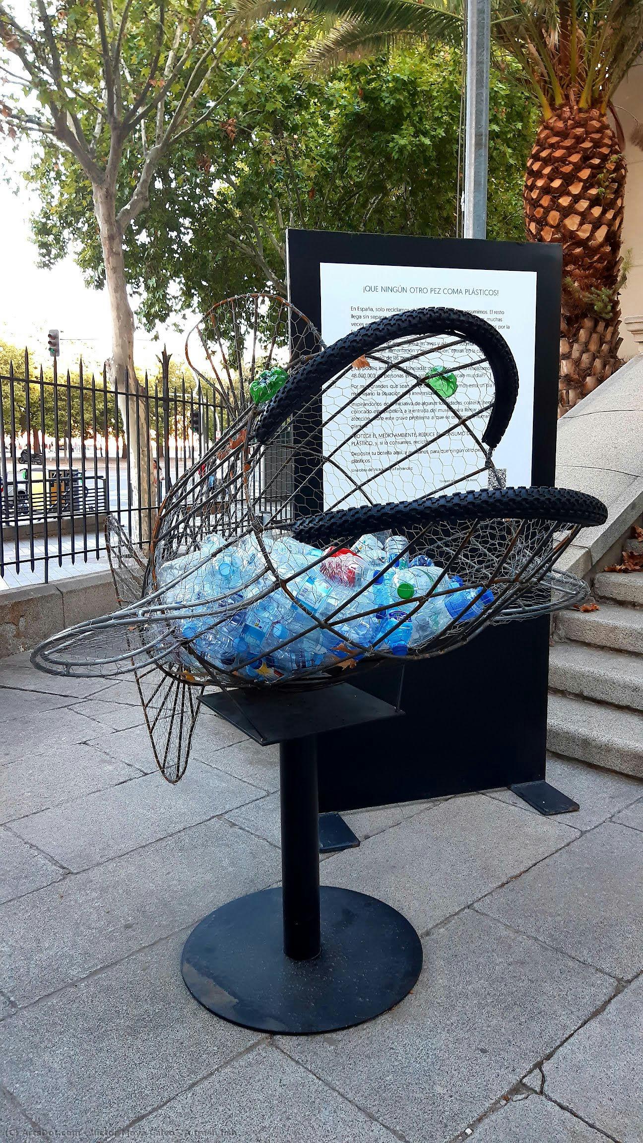 A Trash Fish — Victor Moya Calvo