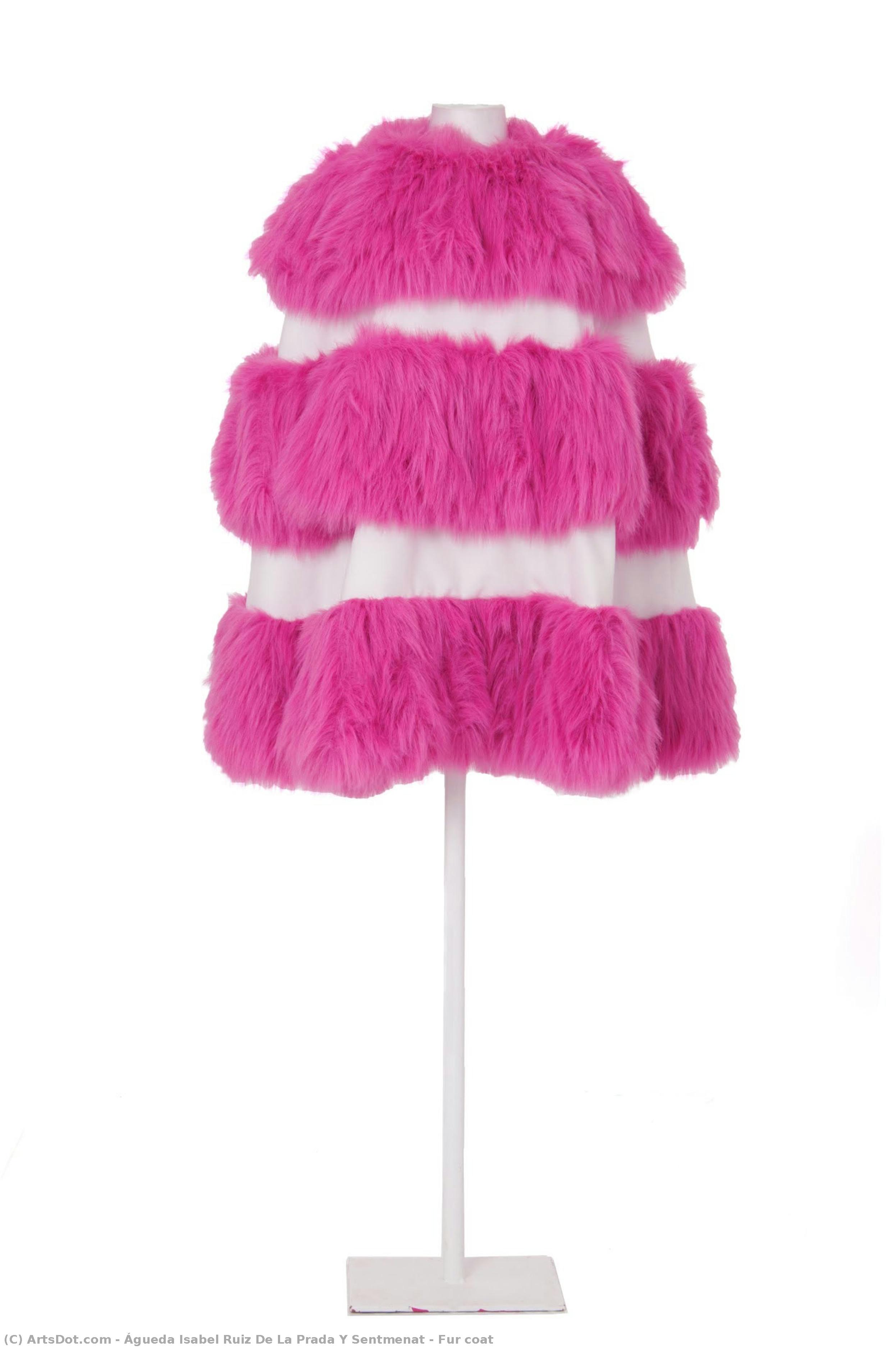 Fur Coat — Águeda Isabel Ruiz De La Prada Y Sentmenat