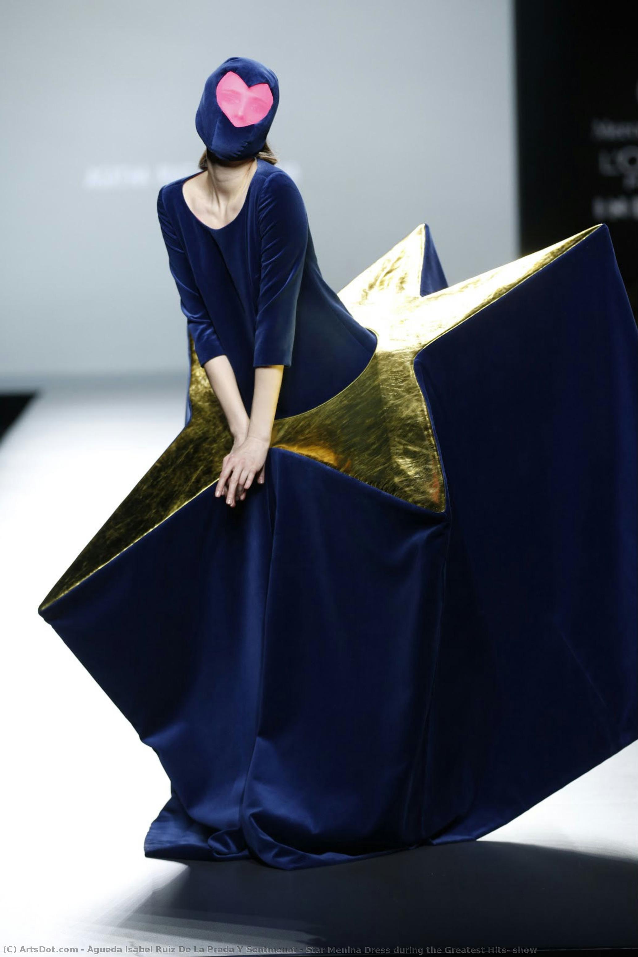 Star Menina Dress During The Greatest Hits! Show — Агата Руис Де Ла Прада