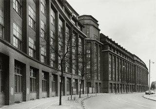 Continental Tire Factory, Hannover (continentale Gummiwerke, Hannover) — Thomas Struth