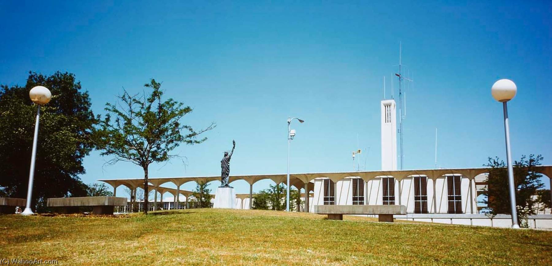 Statue Of Liberty, Pine Bluff, Arkansas, From The Portfolio Statues Of Liberty — Arthur Taussig