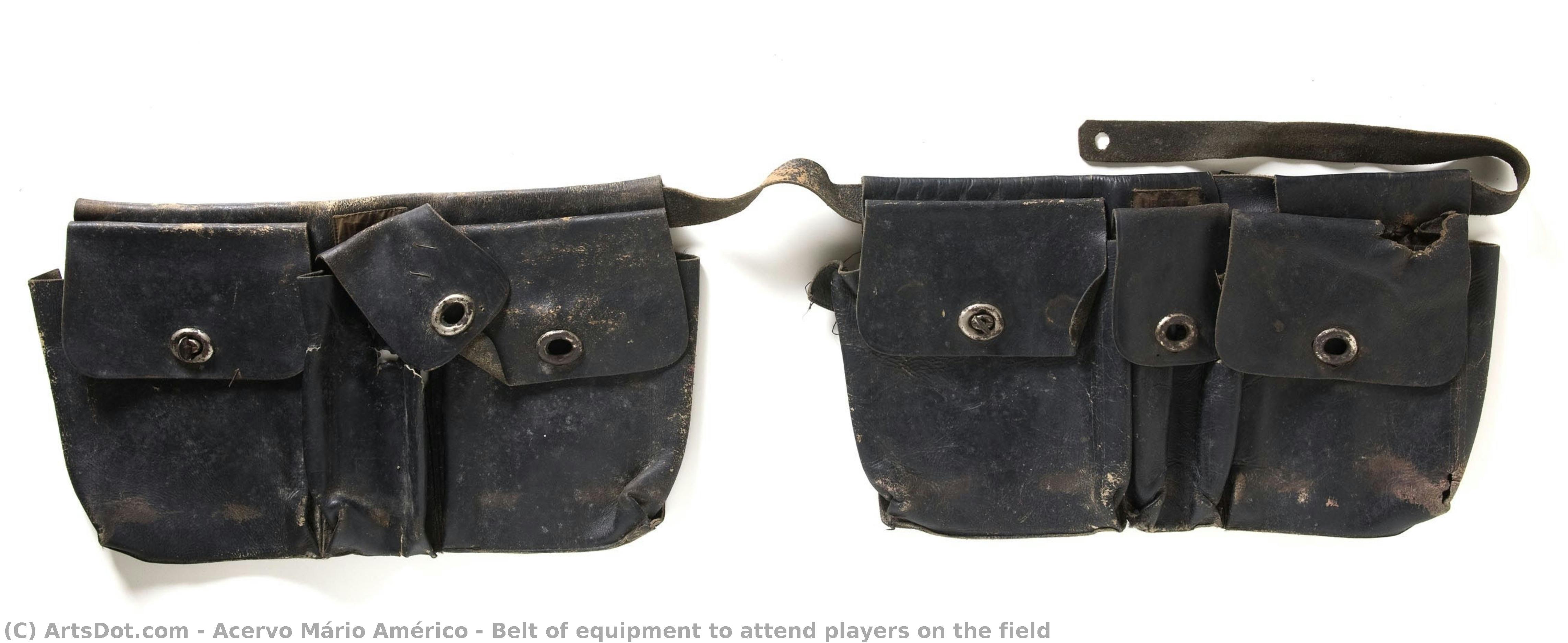 Belt Of Equipment To Attend Players On The Field — Acervo Mário Américo