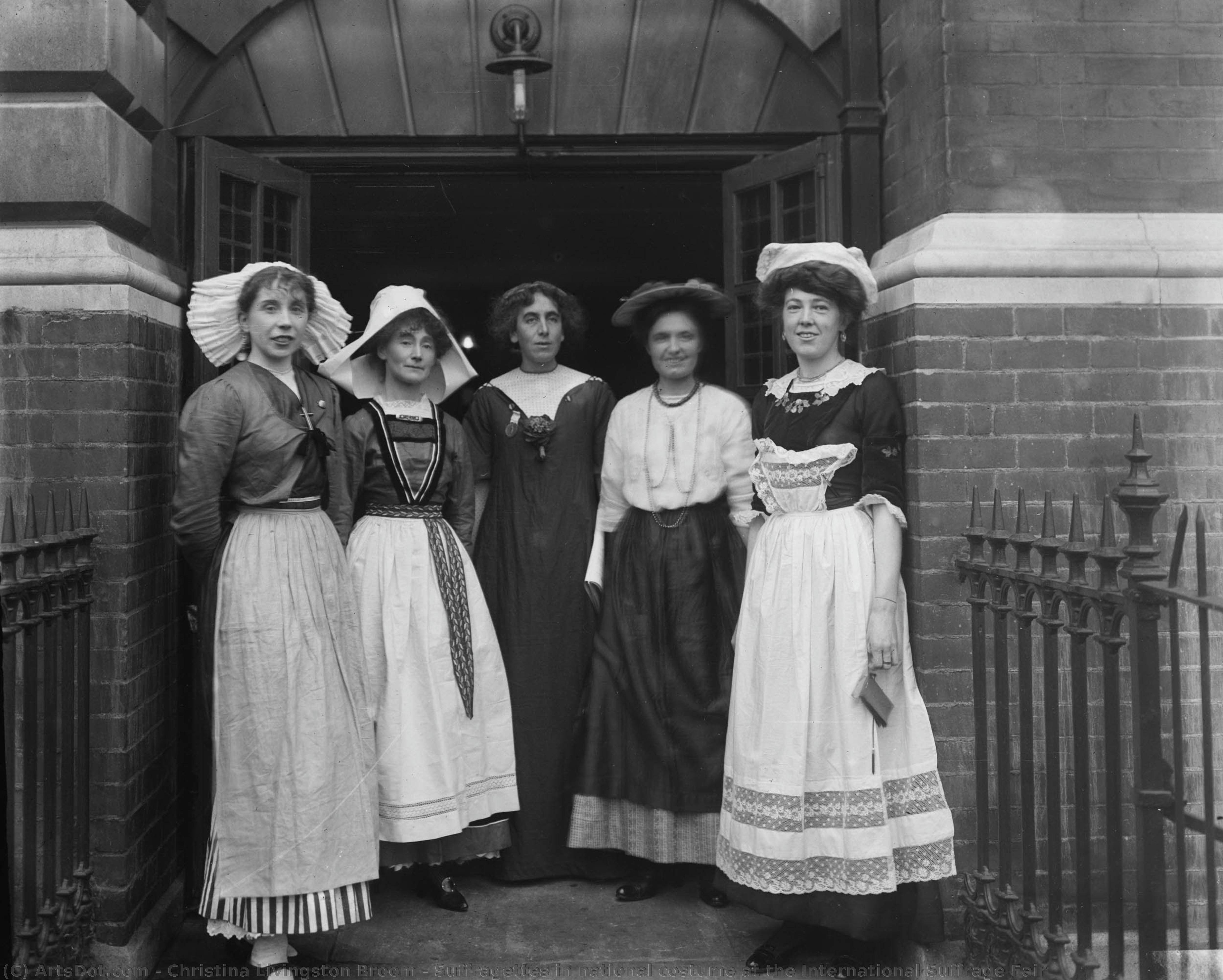 Suffragettes In National Costume At The International Suffrage Fair — Kristina Livinston Brum
