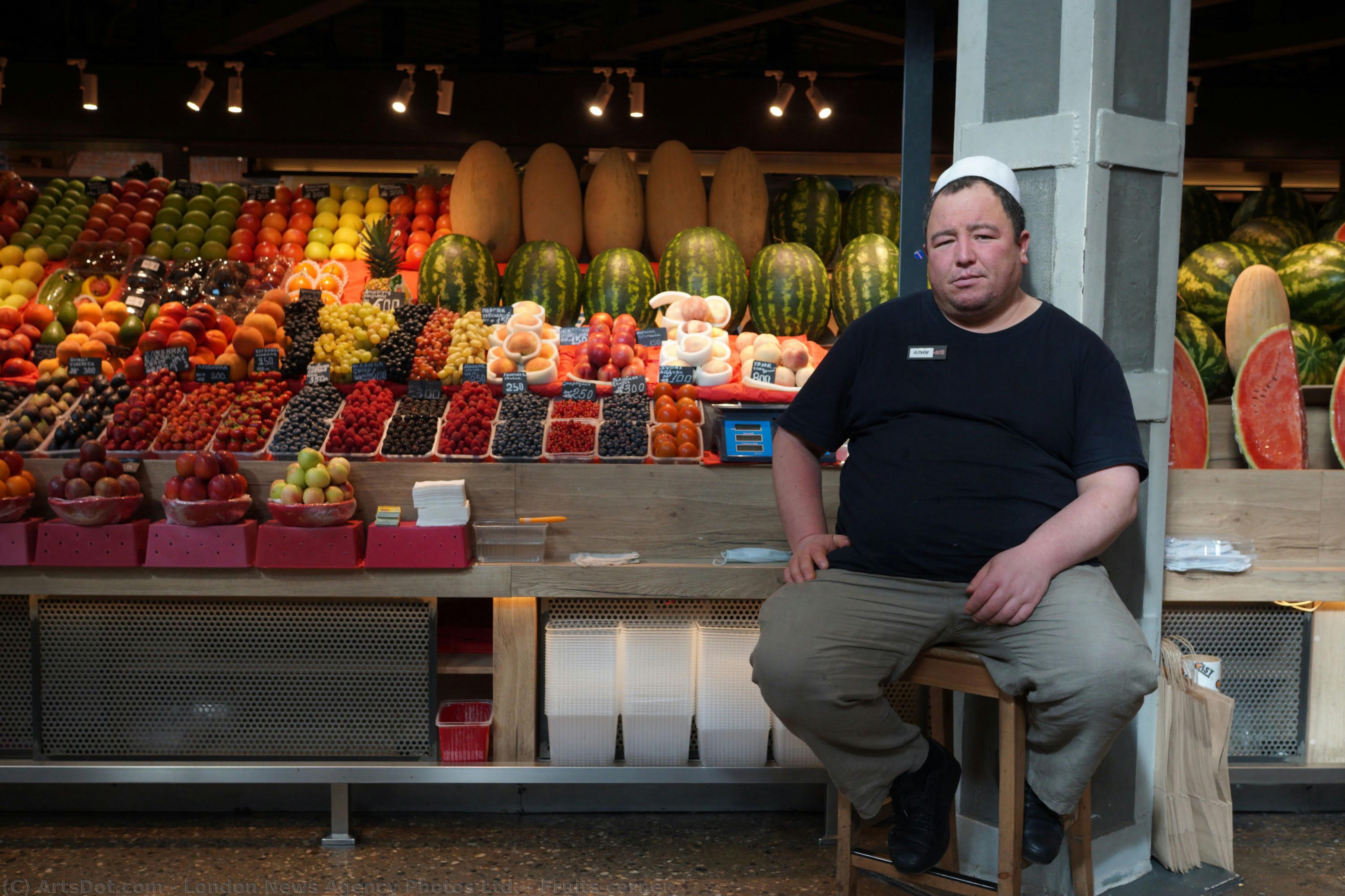 Fruits Corner — London News Agency Photos, Ltd