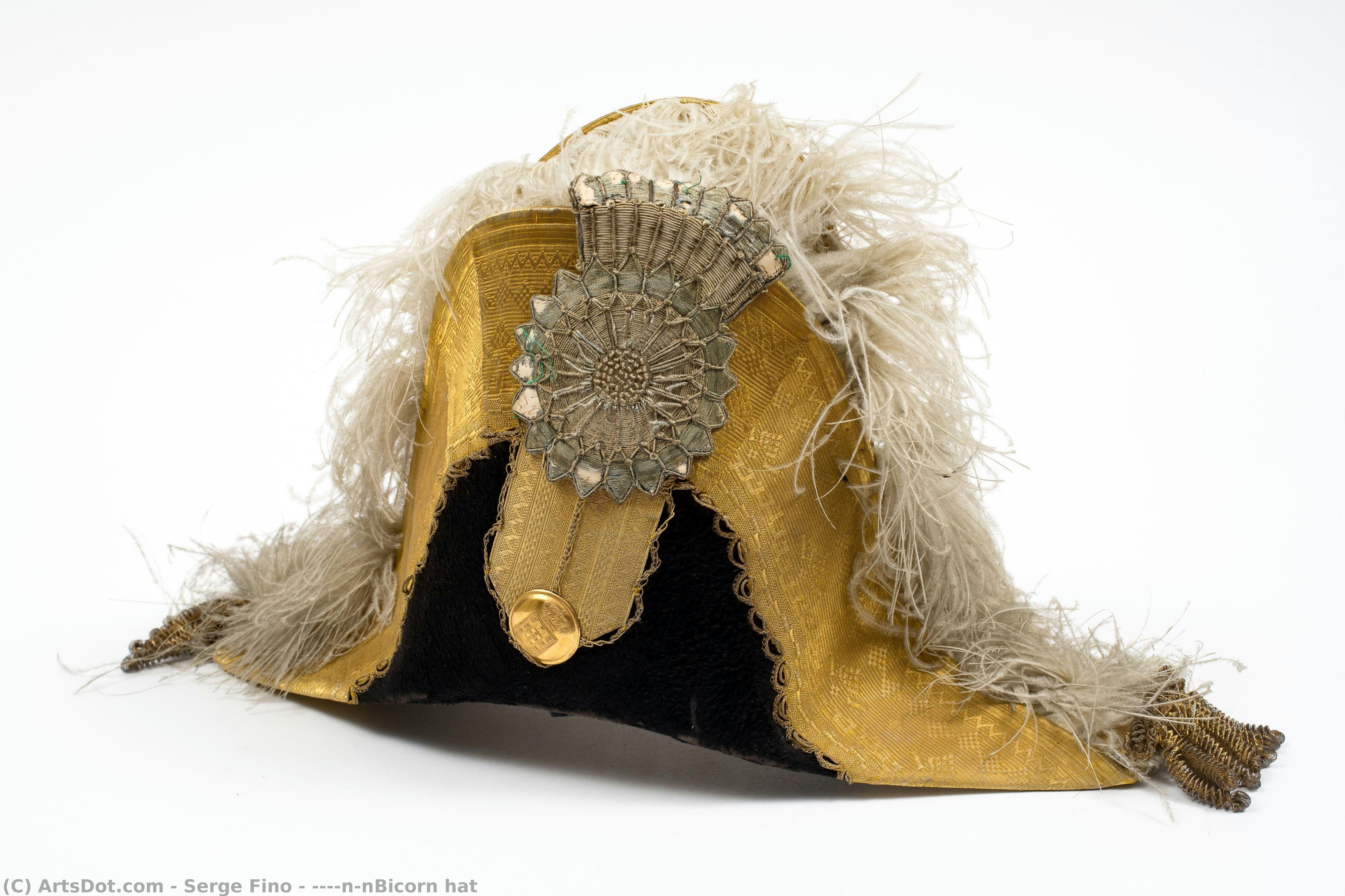 ‏‏‎\n\nbicorn Hat — Serge Fino