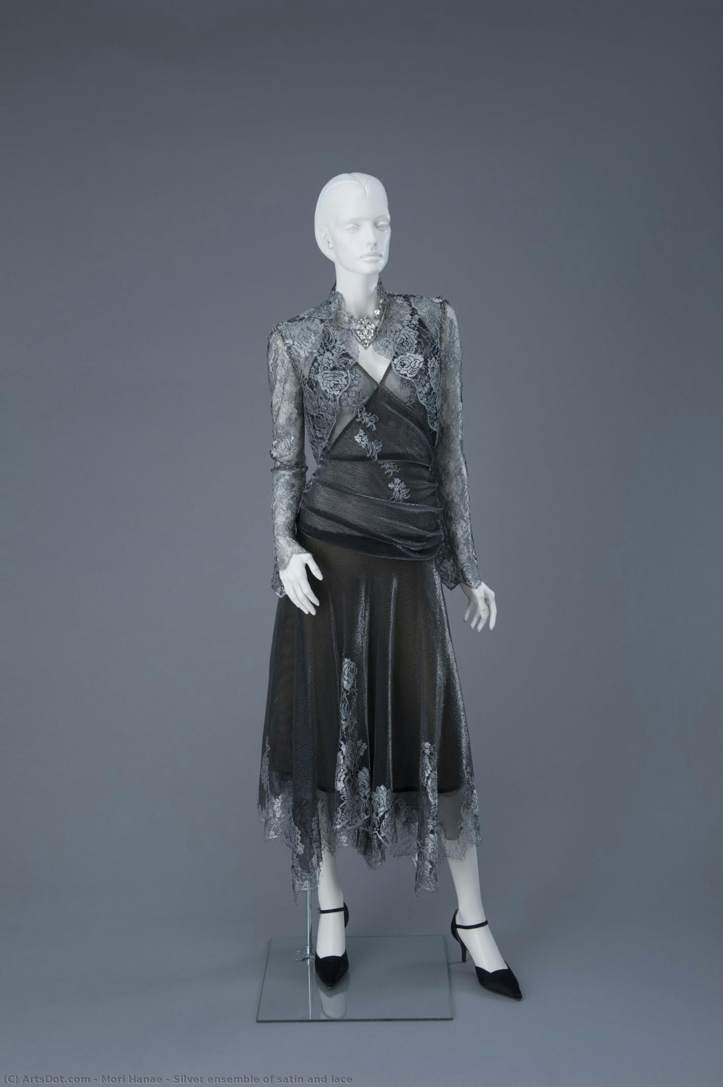 Silver Ensemble Of Satin And Lace — Mori Hanae