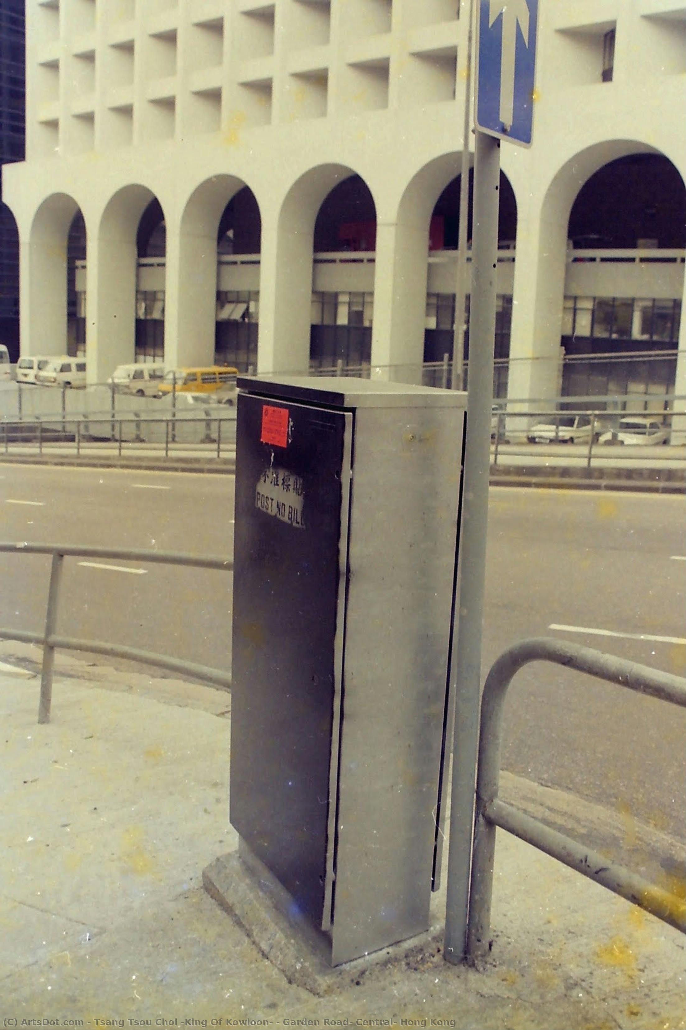 Garden Road, Central, Hong Kong — Tsang Tsou Choi (king Of Kowloon)
