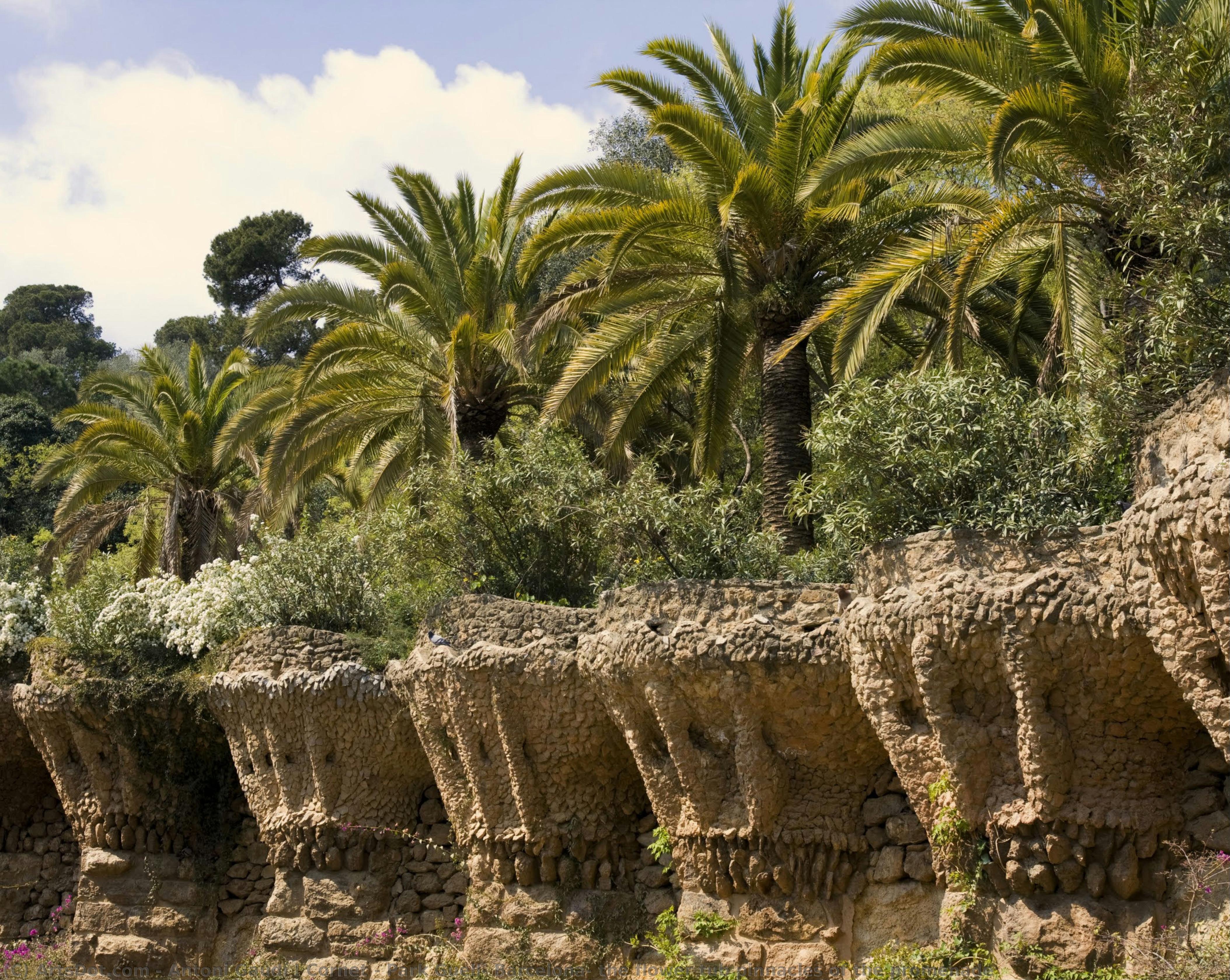 Park Güell, Barcelona: Die Blumenkübel-spitzen Der Promenade — Antoni Gaudí I Cornet