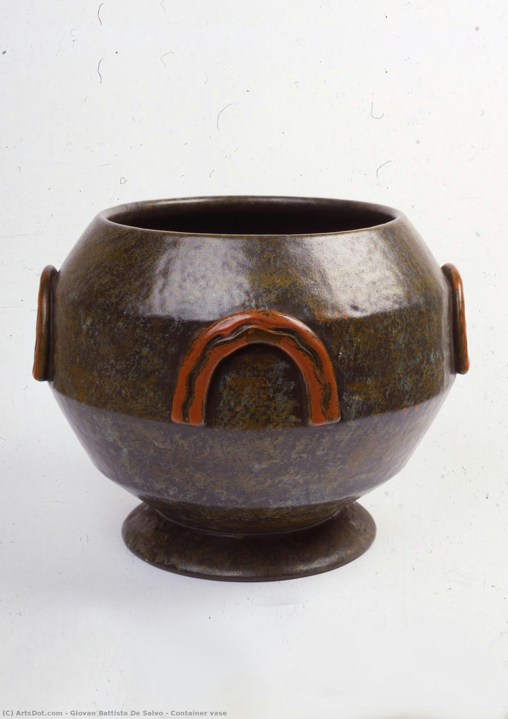 Container Vase — Giovan Battista De Salvo