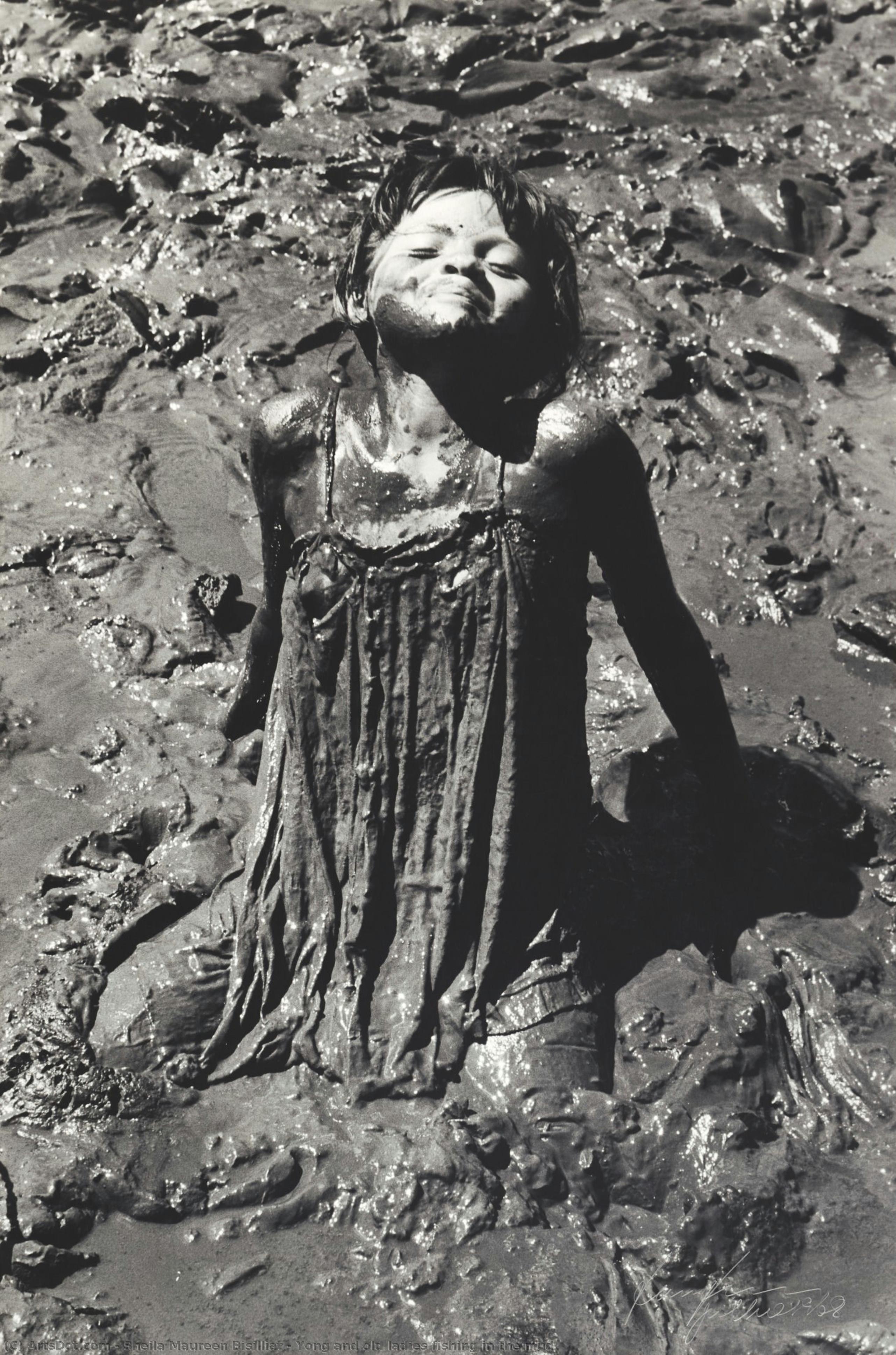 Yong And Old Ladies Fishing In The Mud — Sheila Maureen Bisilliat