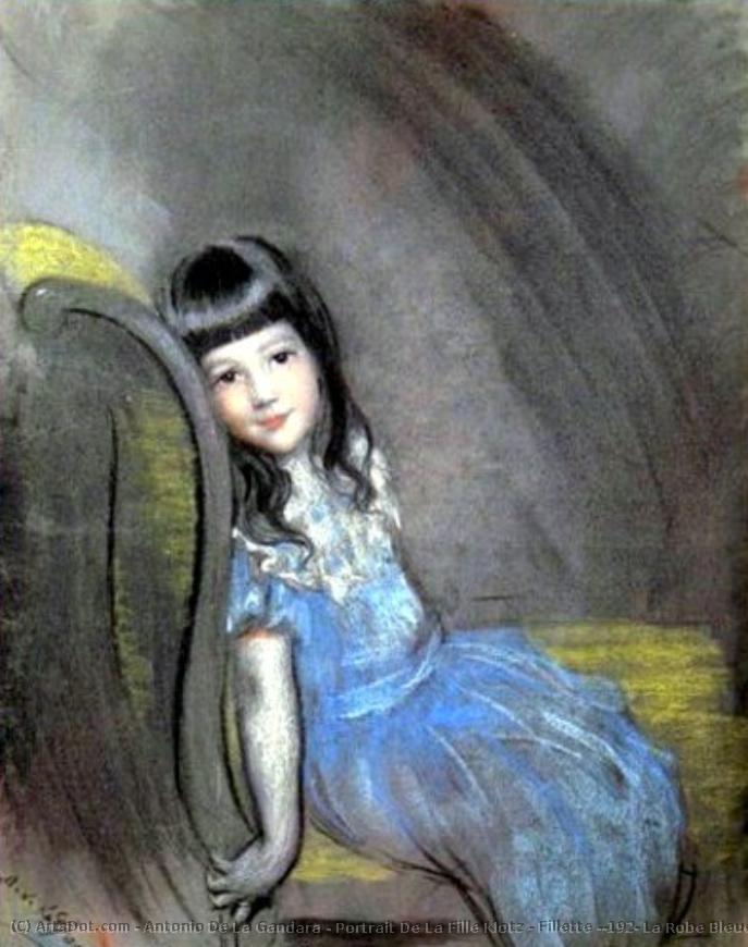 Portrait De La Fille Klotz – Fillette À La Robe Bleue — Antonio De La Gandara