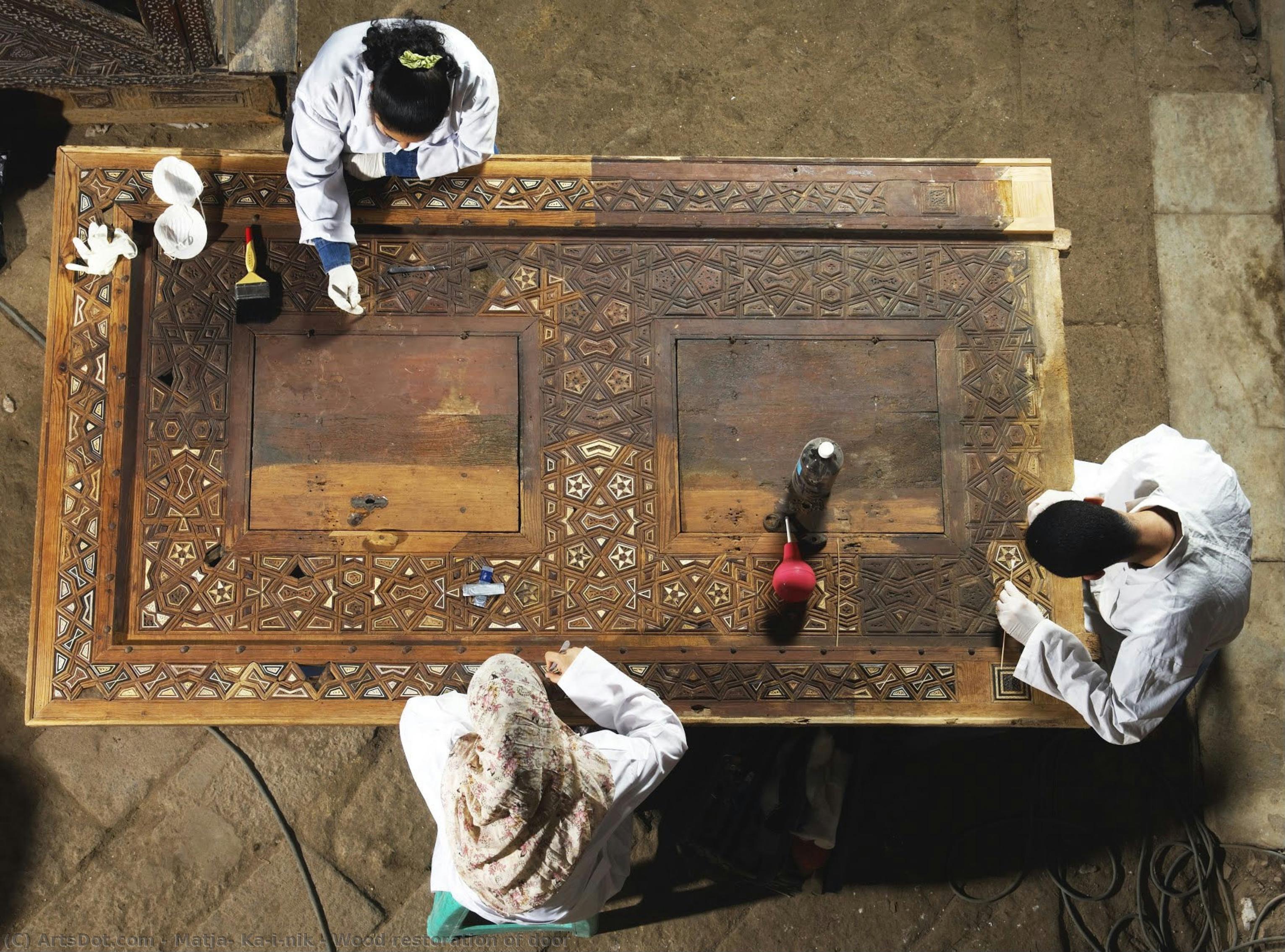 Wood Restoration Of Door — Matjaž Kačičnik