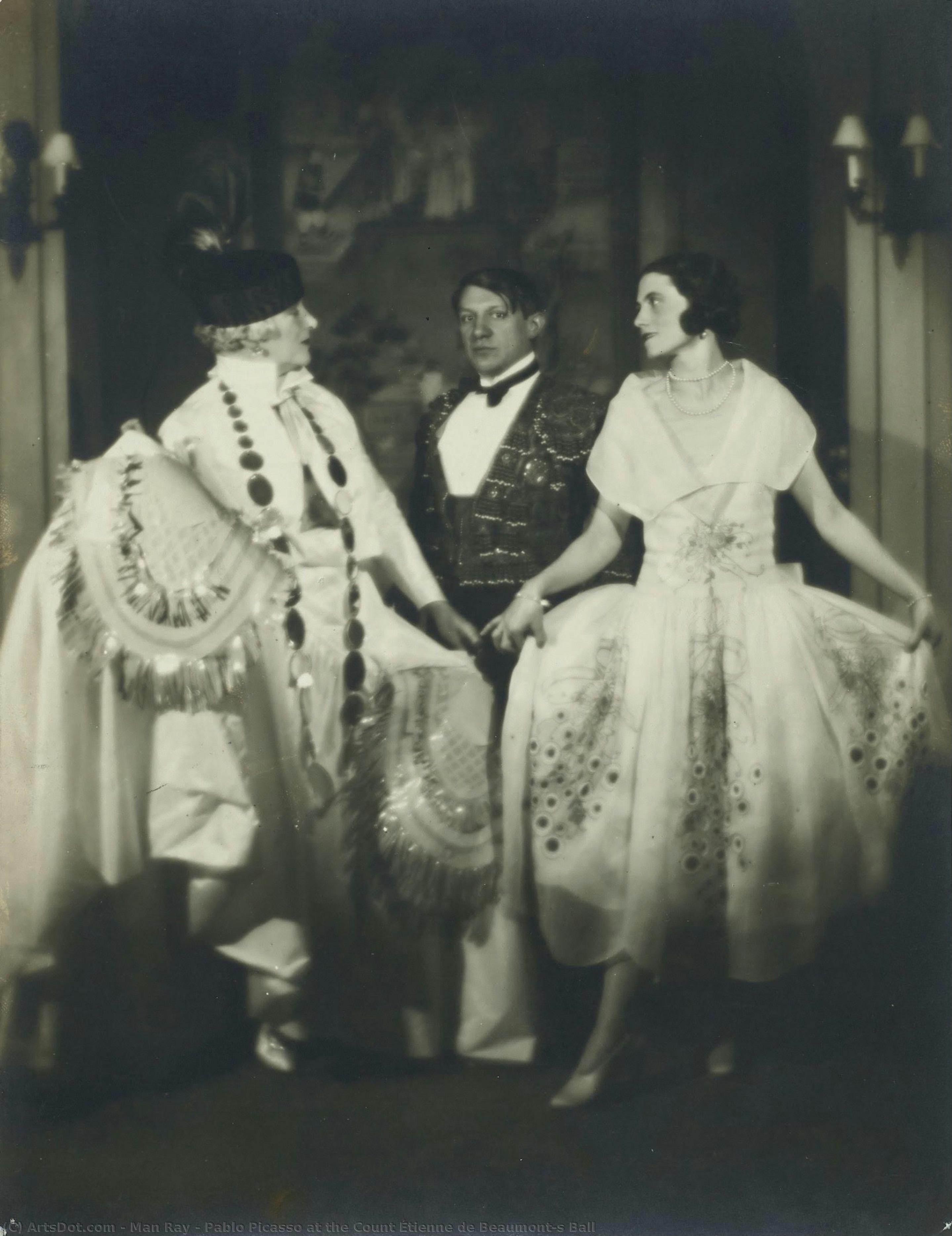 Pablo Picasso At The Count Étienne De Beaumont’s Ball — Ман Рей
