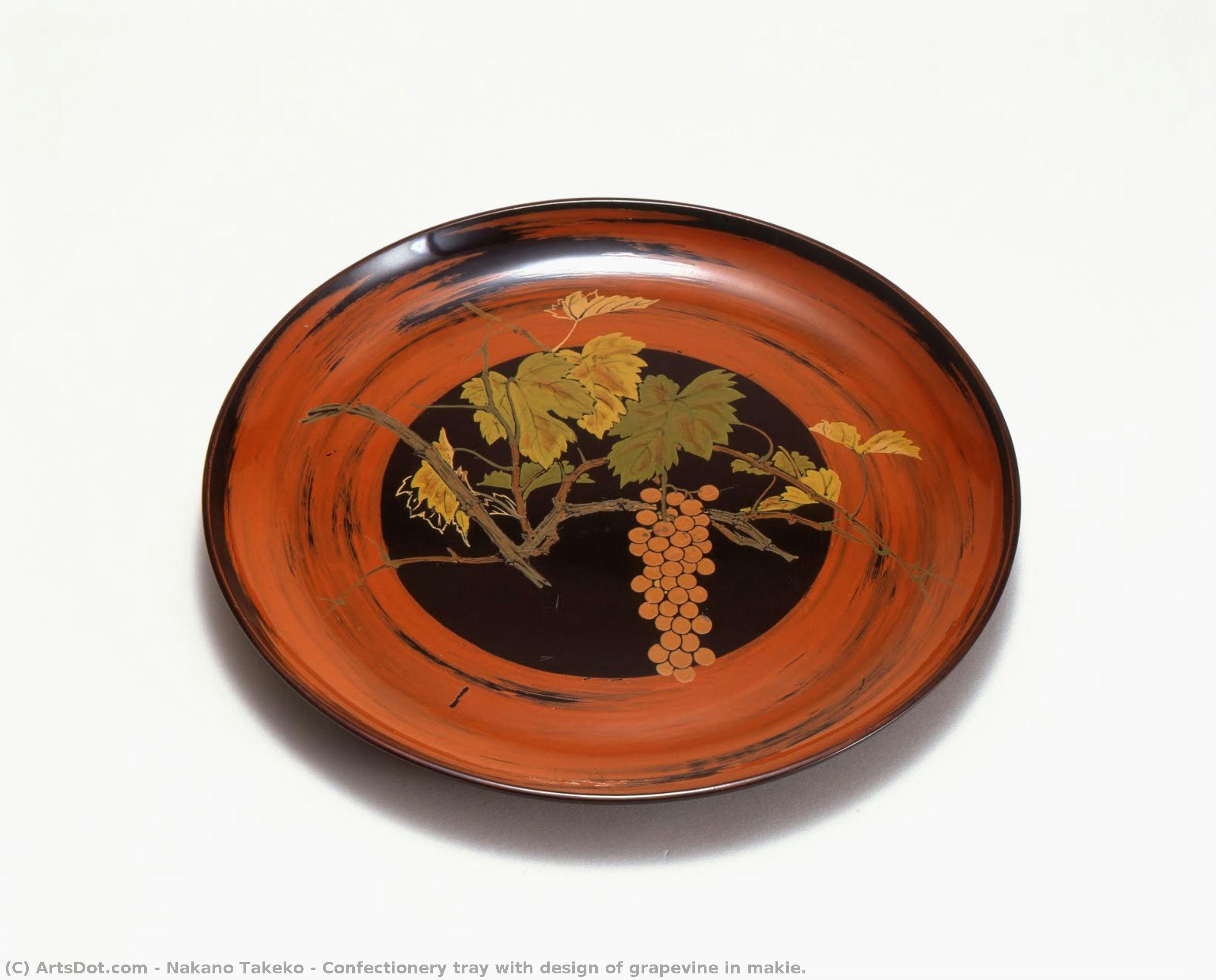 Confectionery Tray With Design Of Grapevine In Makie. — Nakano Takeko