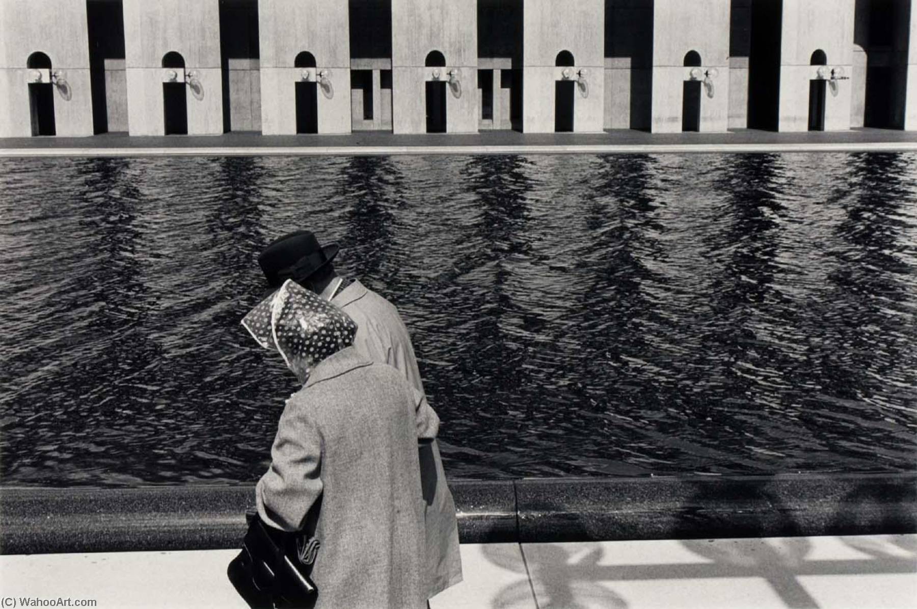 Untitled (couple, Woman Wearing Scarf, Water Fountain Basin) — Burk Uzzle