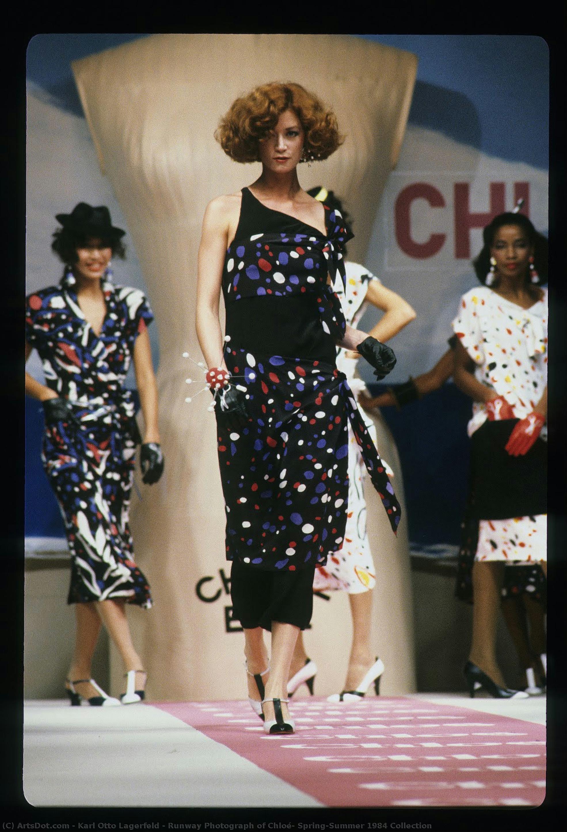 Runway Photograph Of Chloé, Spring/summer 1984 Collection — Karl Otto Lagerfeld