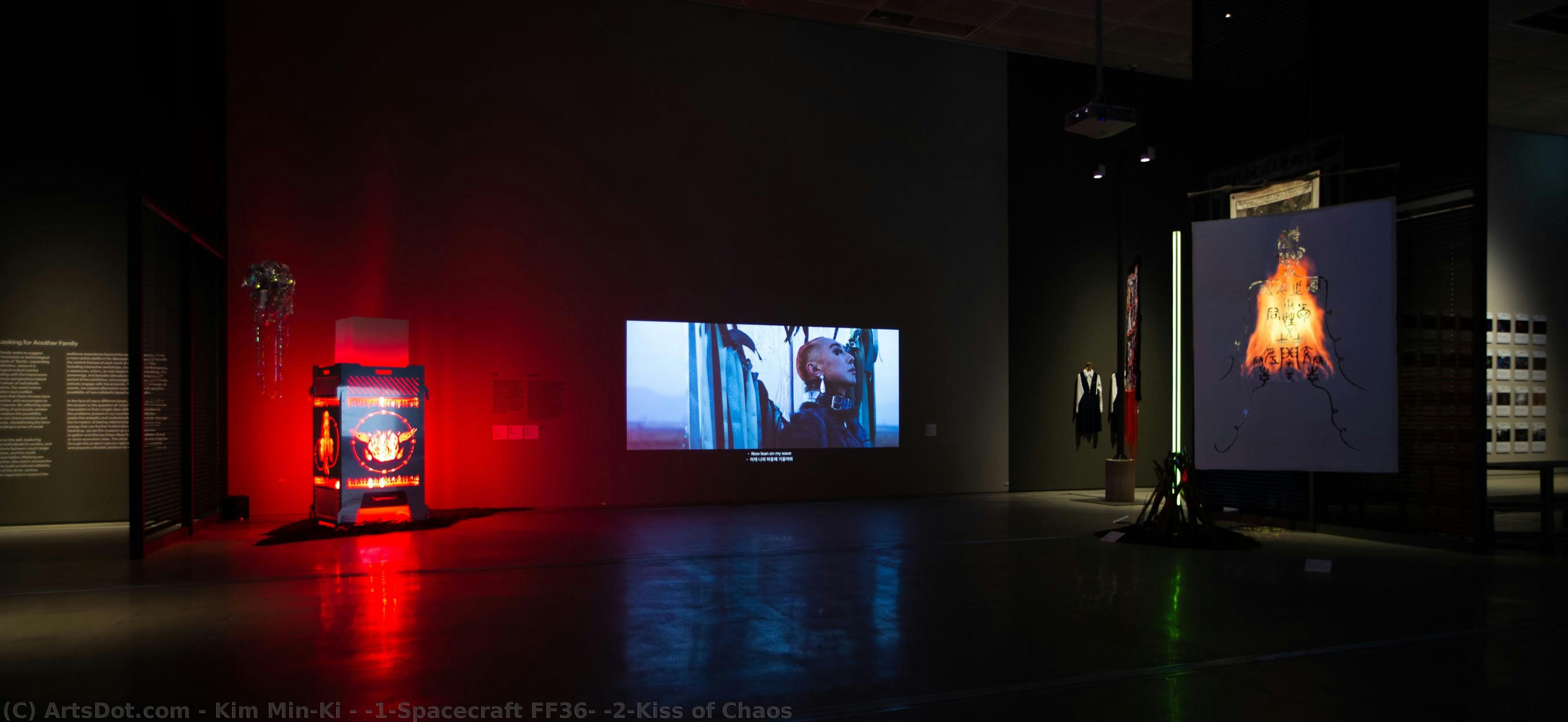 (1)spacecraft Ff36, (2)kiss Of Chaos — Kim Min-ki