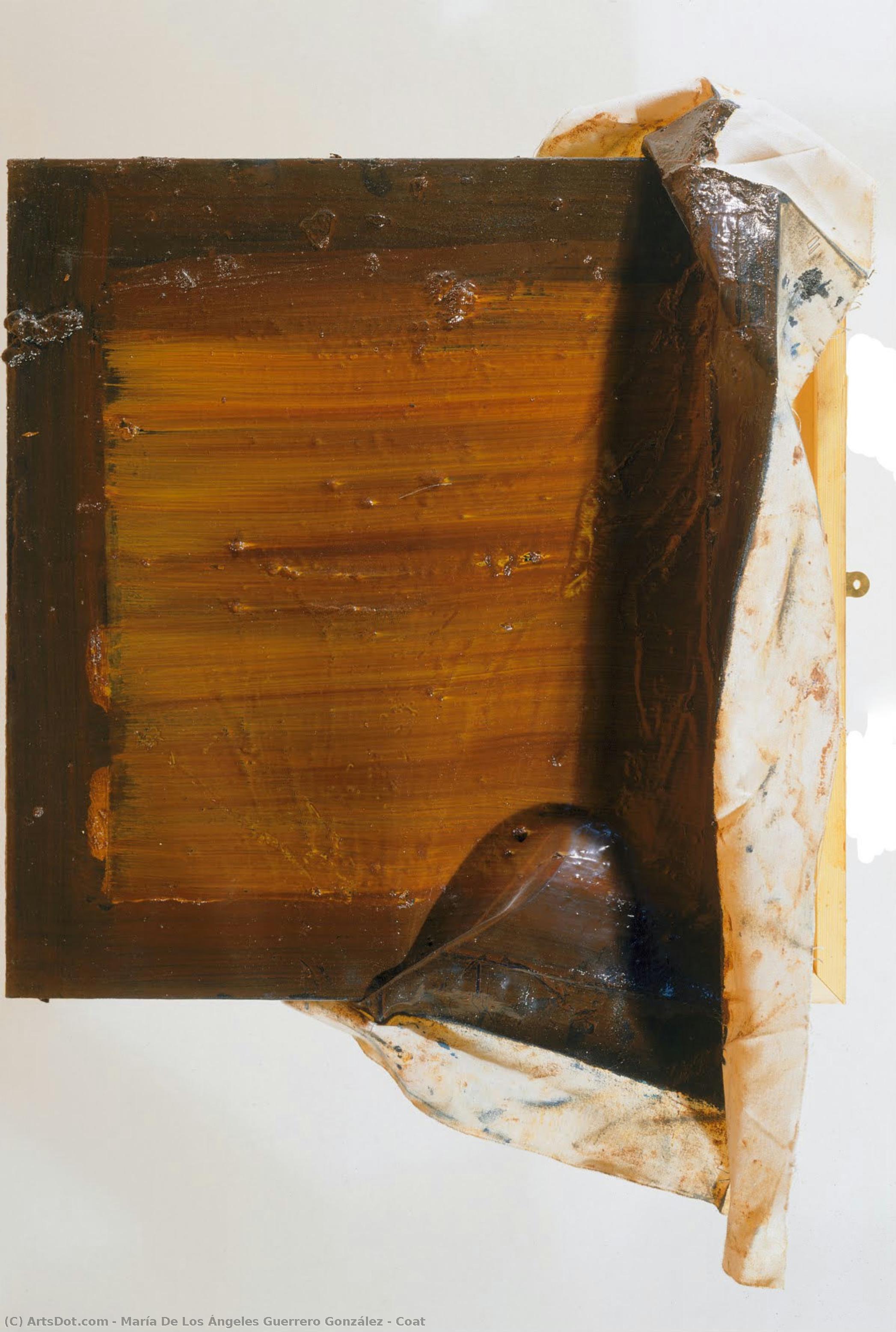 Coat — María De Los Ángeles Guerrero González