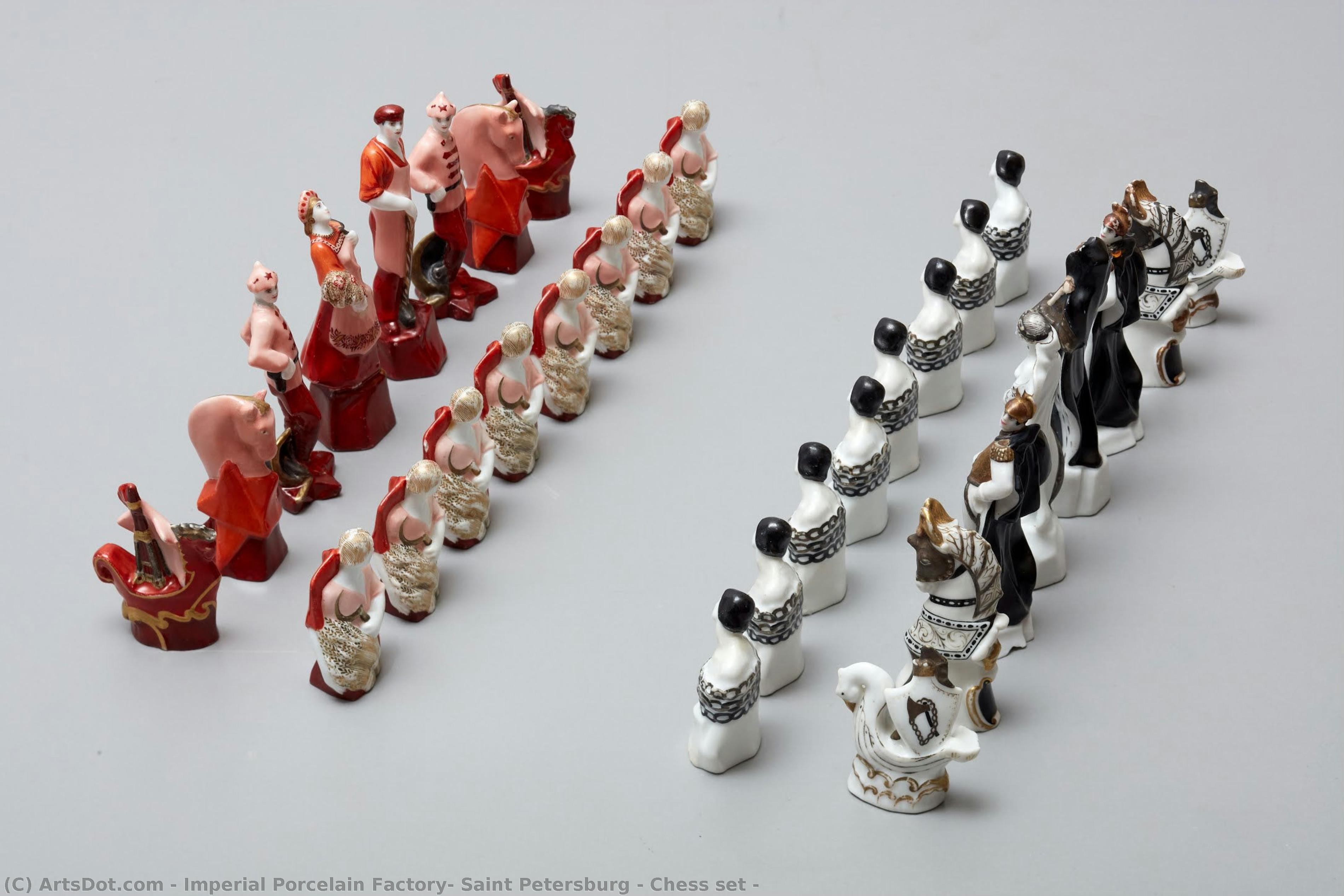 Chess Set — Fábrica Imperial De Porcelana, San Petersburgo