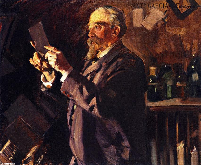 The Photographer Antonio Garcia In His Laboratory — Joaquin Sorolla