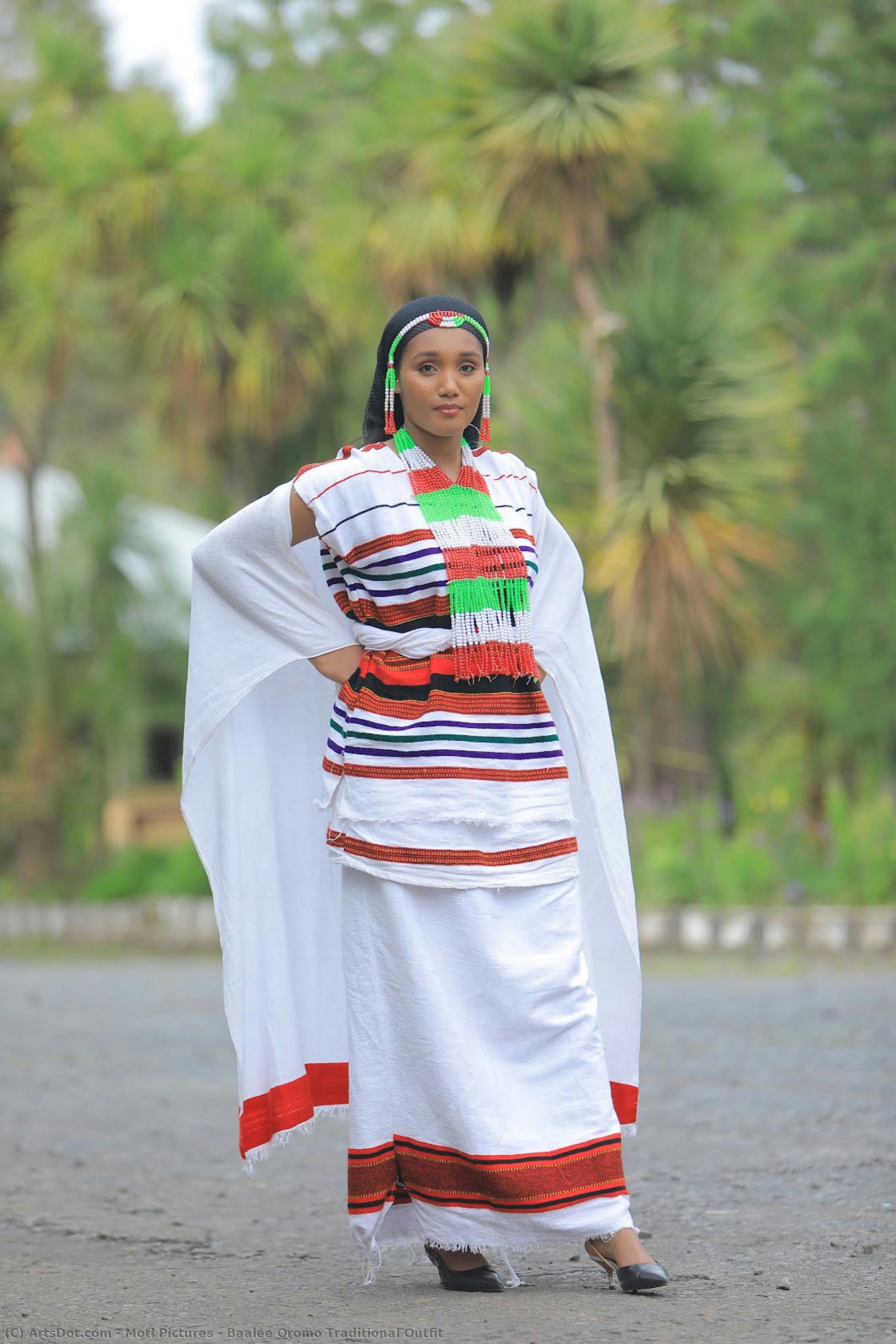 Baalee Oromo Traditional Outfit — Moti Pictures