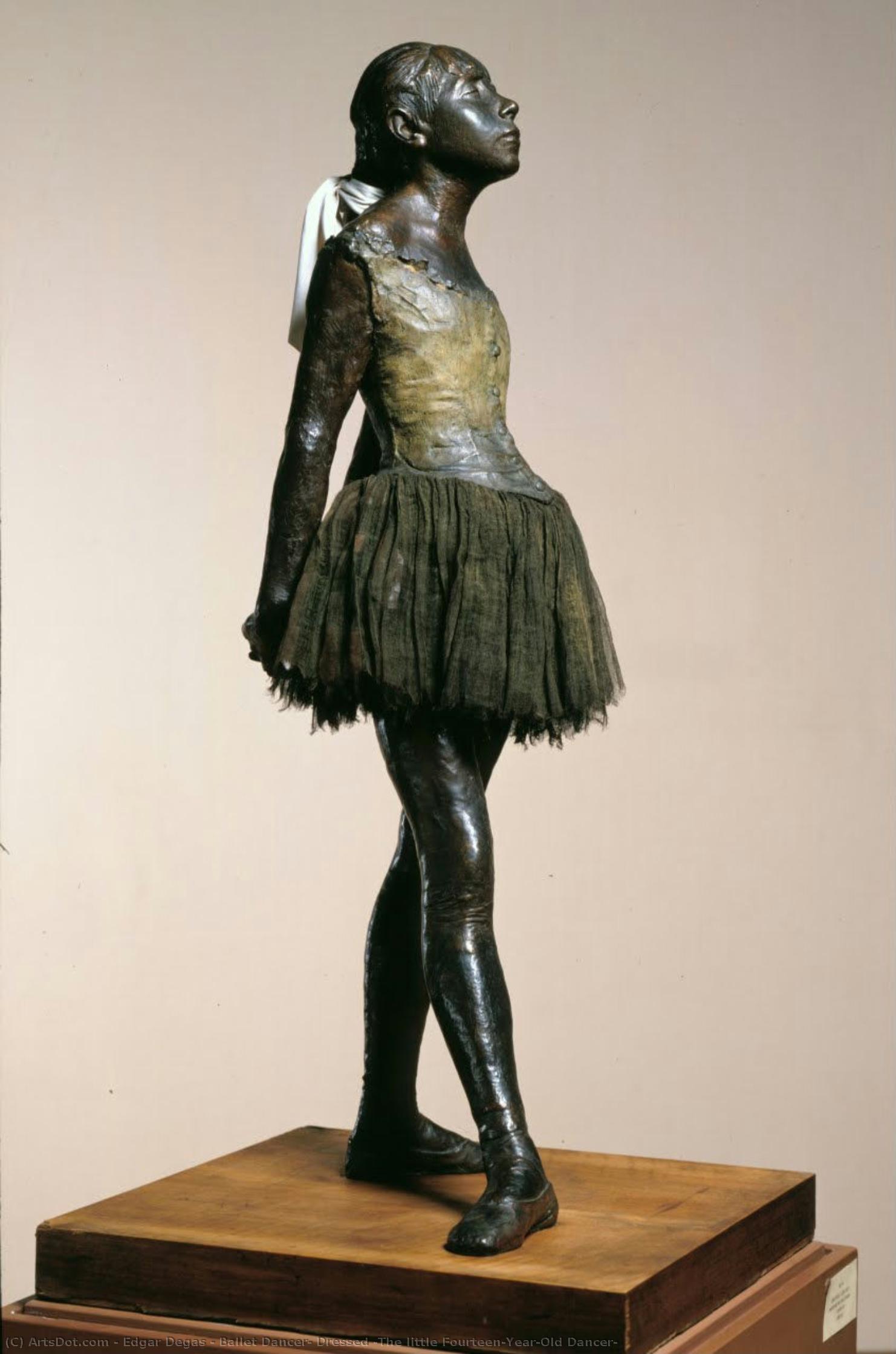 Bailarina De Ballet, Vestida (la Pequeña Bailarina De Catorce Años) — Hilaire-germain-edgar Degas
