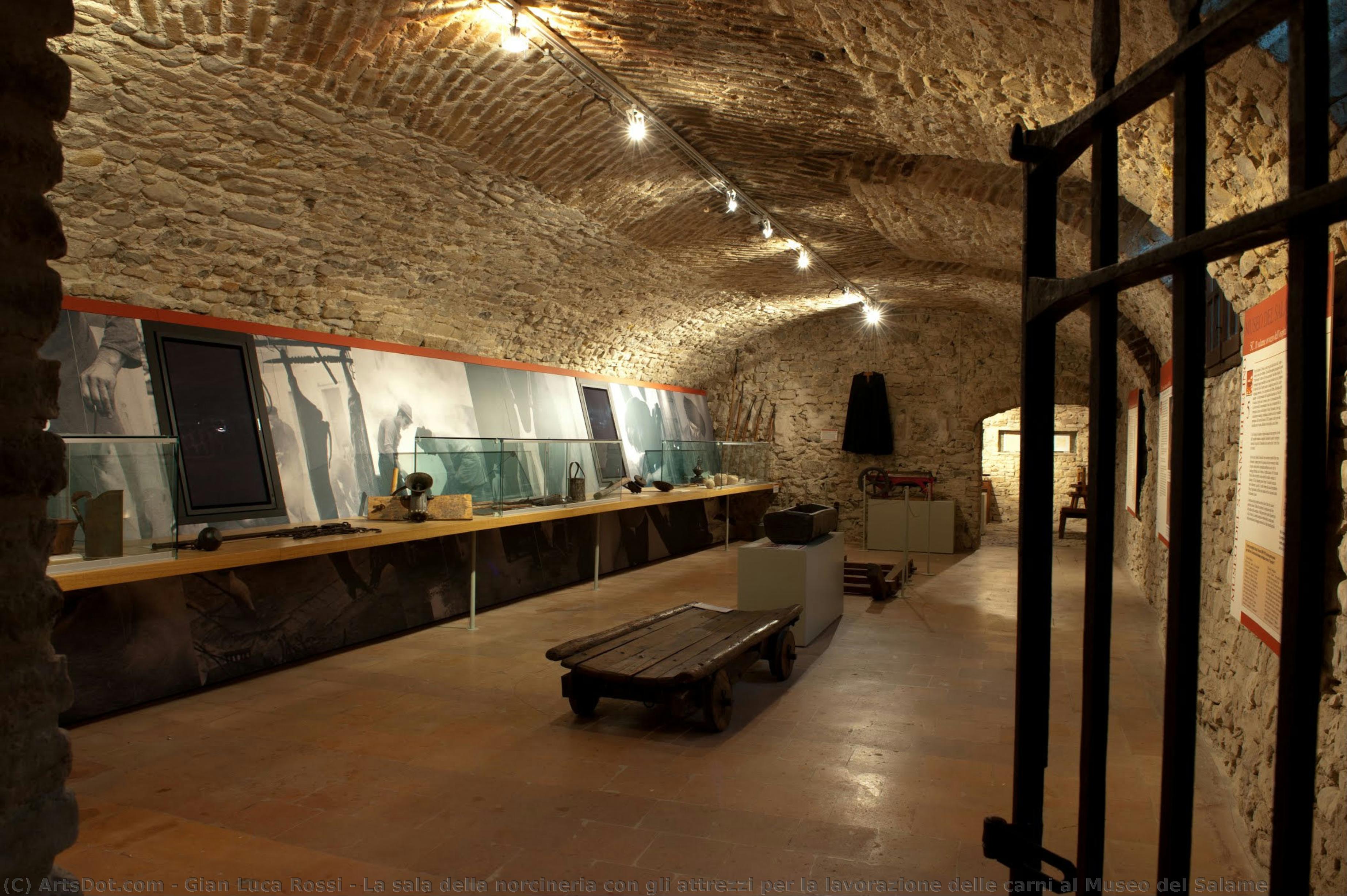 La Sala Della Norcineria Con Gli Attrezzi Per La Lavorazione Delle Carni Al Museo Del Salame — Gian Luca Rossi