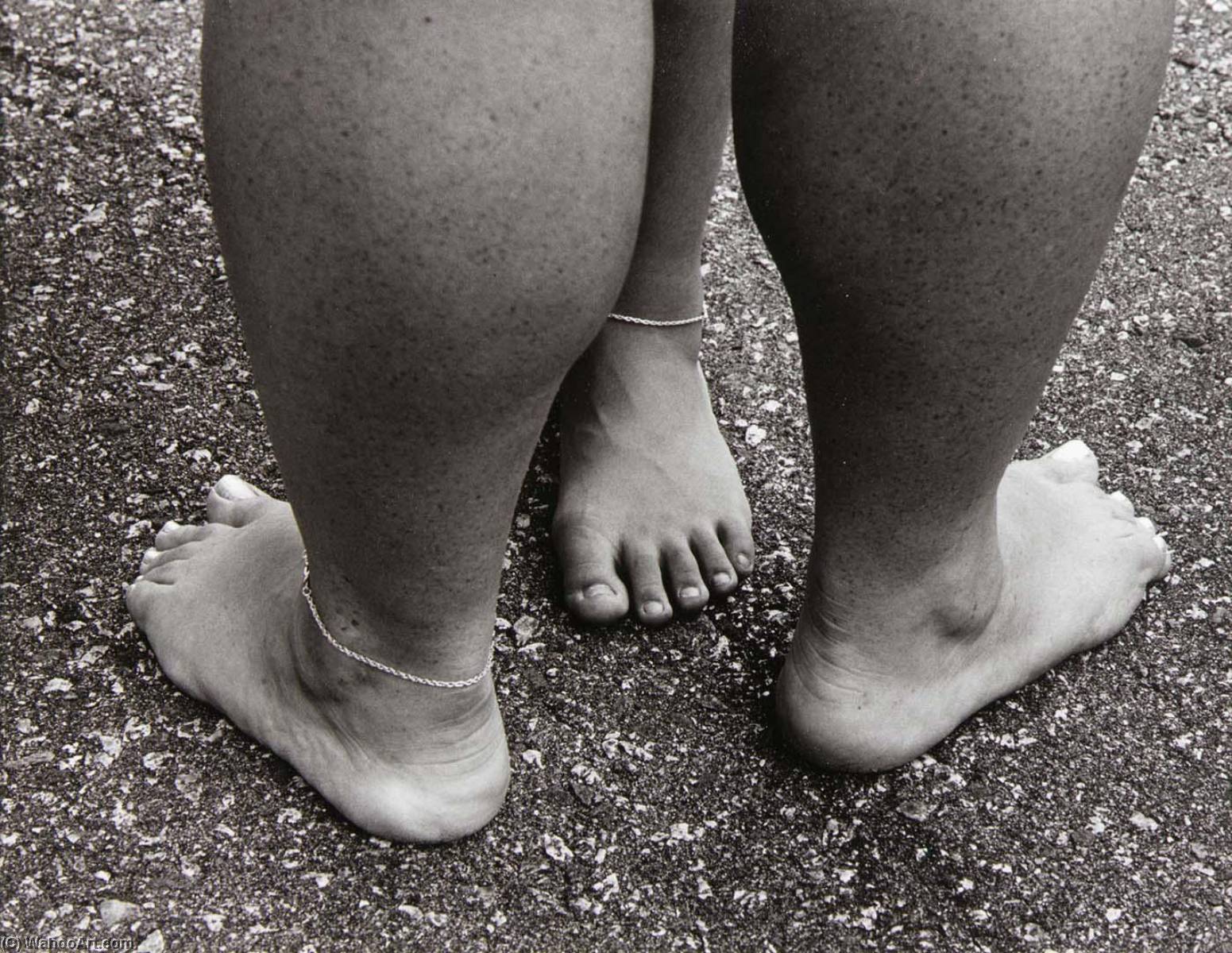 Three Feet — Bernard Stadiem