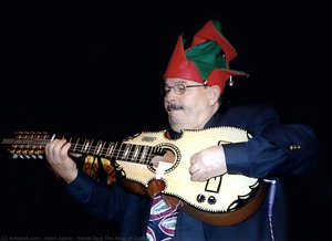 Yomo Toro The King Of Cuatro — Allen Spatz