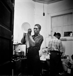 Untitled, Harlem, New York — Gordon Parks, Documentary Photography