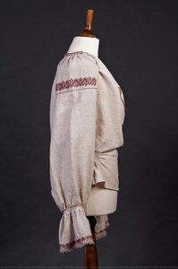 Aievea Collection; \noltenia Traditional Shirt;\nbased On Artefact Of The Astra Museum — Ioana Corduneanu Revolving