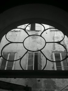 "Rose window"