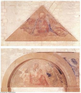Blagoslov Spasitelja (timpanum) i Madonna Skromnosti (luneta)
