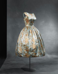 Dress — Cristóbal Balenciaga Eizaguirre, Surrealism