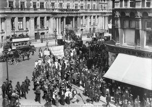 Suffragette procession promoting the Women