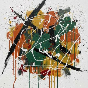 Spannung In Ocker: Eine Singuläre Sinfonie Aus Gestischem Chaos Und Skulpturalen Weißen Schleifen