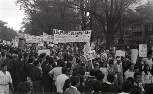 Photography negative Parents in support of the student demonstration