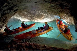 Kayaking through the underground of Mount Peca