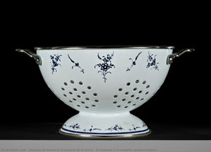 Scolapasta 3 In Metallo Smaltao Bianco — Stefano Di Giovanni D'arbosio Di Francia
