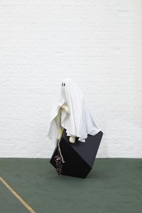 Distance — Friedrich Kunath